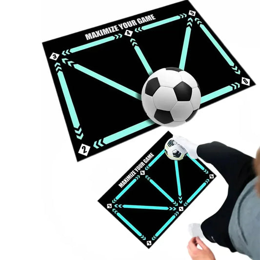 Fussballers™  Fußballmatte 90 x 60 cm - Fussball Matte, Trainingsmatte rutschfest für Verbesserte Ballkontrolle und Dribblings, Ideal für Fußball Training Drinnen und Draußen